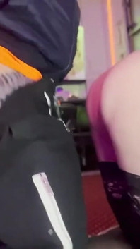Několik výstřiků do kundičky od přátel nevlastních bratrů