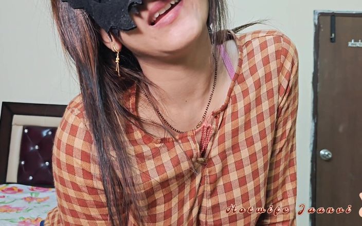 Hotwife Jaanvi: Desi dziewczyna uwiodła nastoletniego brata, odsłaniając swoje nagie ciało i...