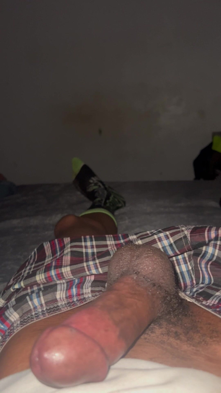 That slutty monster: İki zenci yakışıklı adam sikişiyor ve birbirlerini emiyor