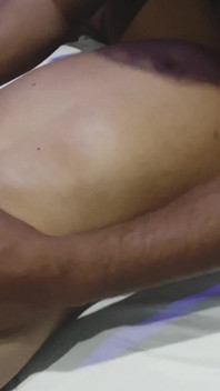 Desi bhabhi erwischte seinen devar beim masturbieren