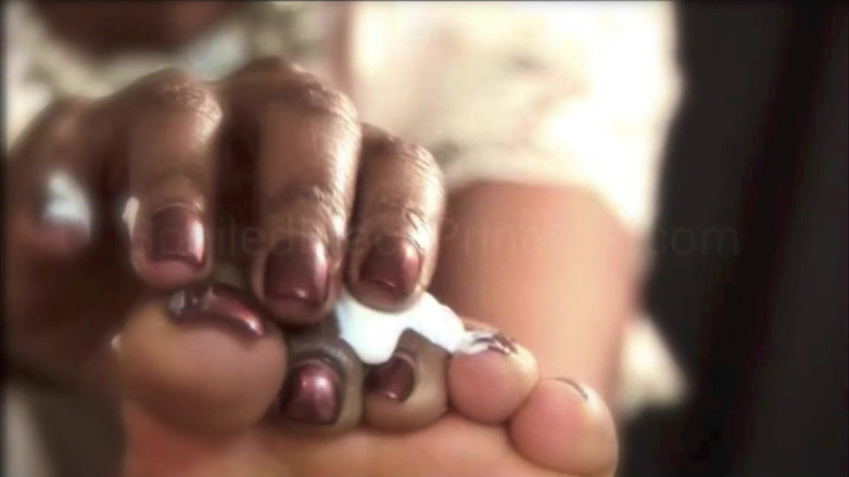 The Goddess Simone: Mesmerizing feet