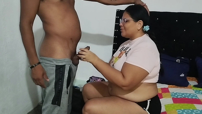 Adribella69: Pieprzę duży tyłek mojego sąsiada, podczas gdy jej mąż pracuje....