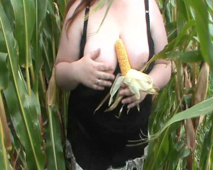 tammara big: makee ke khet men Tammara