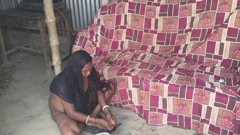 Sexyrani327: Nai bhabhi ko sabji karte waqt khire se chudai ki