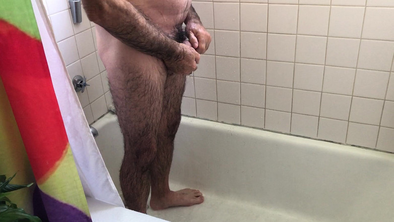 OhTrevor: Ayah matang berbulu Ohtrevor zakar keras basah besar.