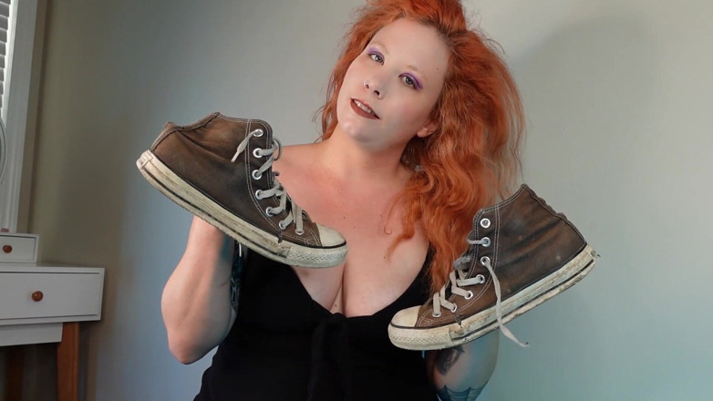 Deanna deadly: POV turned into my converse shoes (and back again)
