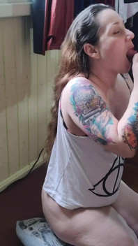 Curiosa deusa - madrasta loira milf gostosa se masturbando chupando pau pedindo para foder sua buceta ejaculação interna parte 3