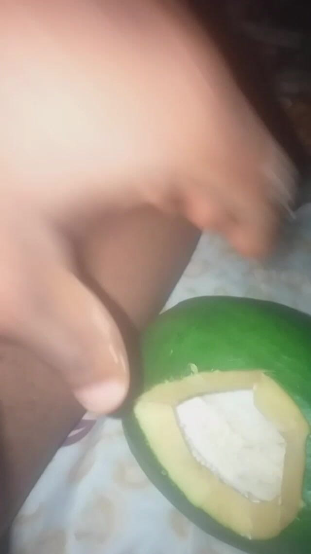 Badman4606: Cowok ini ngentot pantat montoknya lebar-lebar