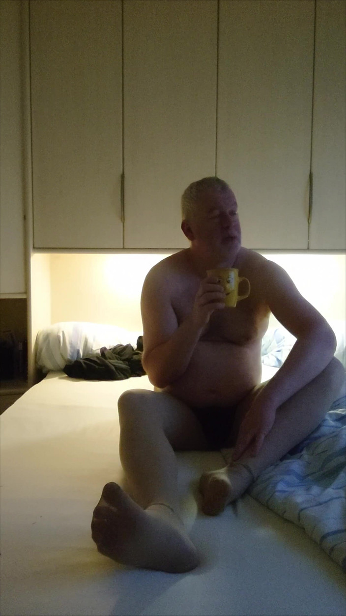 Carmen_Nylonjunge: 尼龙男孩祝你早晨寒意凛冽