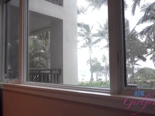 ATK Girlfriends: Virtueller urlaub auf hawaii mit marley matthews teil 7