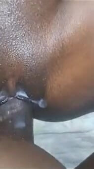 Figa stretta scopata e creampie