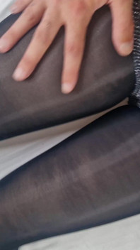 POV Elena Clark Melancap Nilon Kelabu Dan Hitam