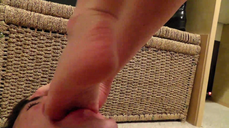 Real Sessions Filmed Miss Jessica Wood: Bank Foot Domination P2