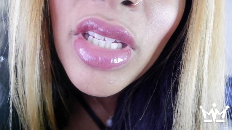 Mya Mula Goddess: Brattige lippen verlangen von dir, zu schicken