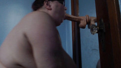 Rose Westt Studios: Velká kráska cvičí BJ na zrcadle s velkým bílým robertkem