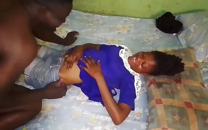 Pornsexlive: Young Aunty Fucks with Stranger