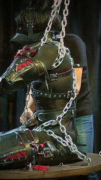 Heavy Chain Bondage Fox: Tight Corset, Leather Mask & Endurance Challenge