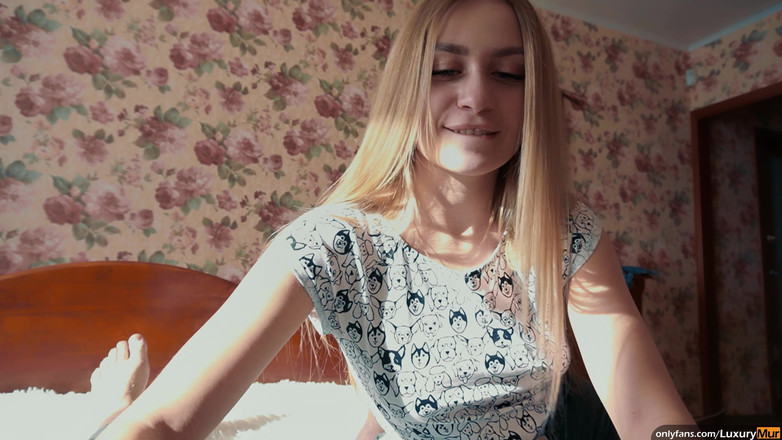 ReplayXXXLady: POV 보상으로 음탕한 의붓여친을 따먹어