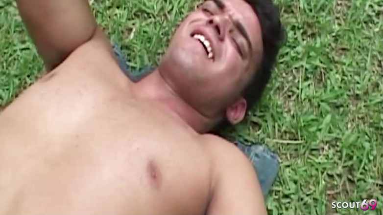 Shemale TS Collection: ホットなラテンシーメールが水辺で野外でアナルでセックスされる