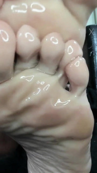 Basah jari-jari kaki