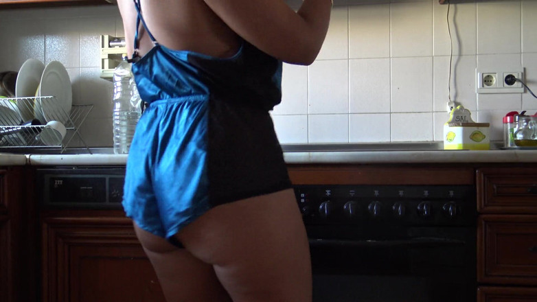 Souzan Halabi: Cewek maroko rambut cokelat asal marseille lhwa nik terma chouha...