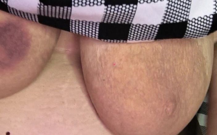 HerculesnVENUS: मोटा पेट चुदाई वाली वेश्या अपने पेट के छेद में वीर्य की भीख मांगती है मोटी चुदाई हो
