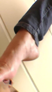 Lesbian Karateke Big Feet - Agressive and Sensational