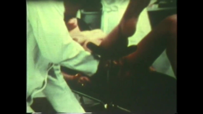 The Unforgettable: Orospu süt alıyor