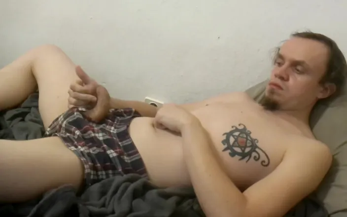 Sexy Live: Checkered Shorts While Masturbating pt.1