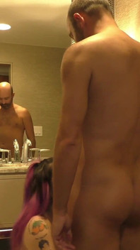 Ivy hale ke saath baathroom men phataafat chudaee
