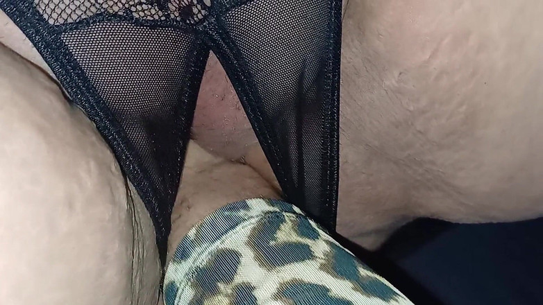 MisstressLeo: Sissy leogoth lagi asik fisting majikan leogoth sampai dalam banget