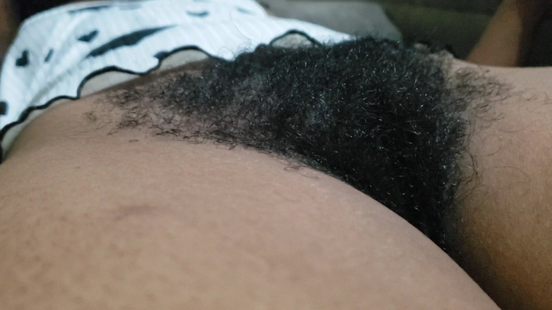Lovemina: Jovem Doce Gata Gosta De Um Momento Sensual Focado Na...