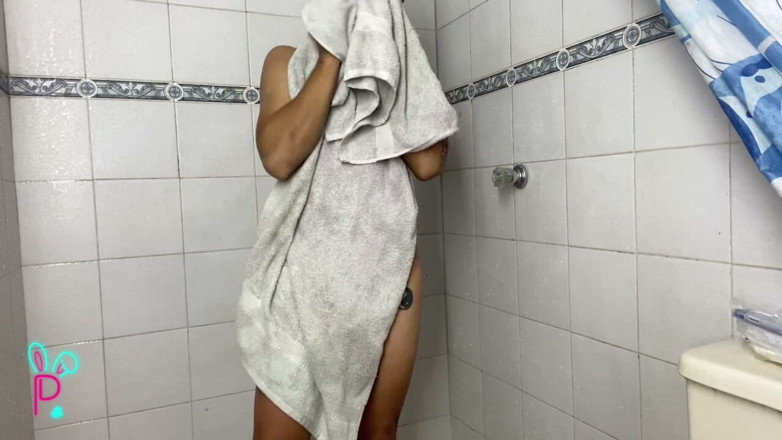 Isak pervert: ฉันกําลังมองหาคนที่มีของขวัญและฉันจะให้ควยฉันกับเขา