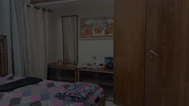 Hoty natasha: Devar geeft verrassing aan haar Bhabhi