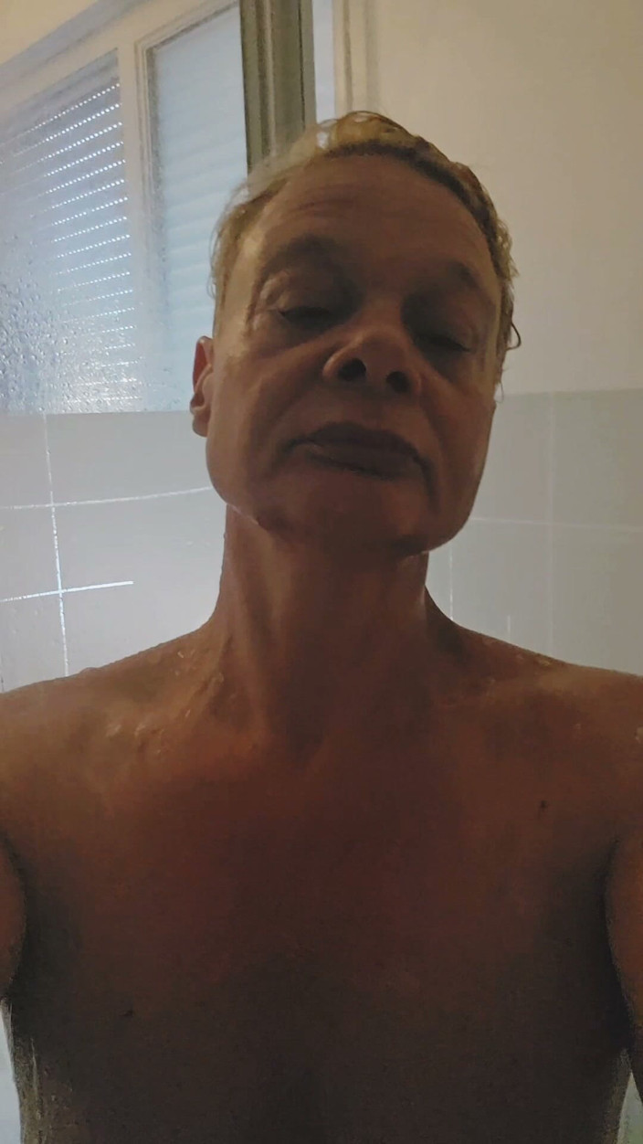 Sofy13: Come Spend an Intimate Moment with a Mature MILF in...
