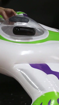 Надувной поплавок космического аппарата