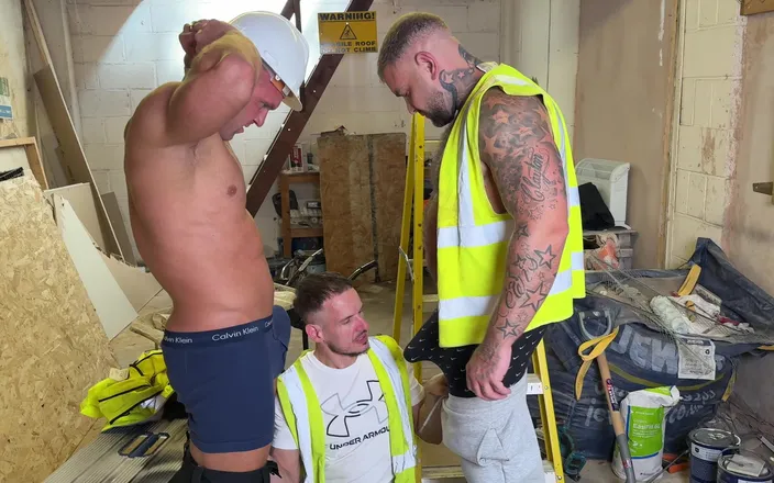 Troy White UK: New Apprentice Services the Bosses Huge Cocks!