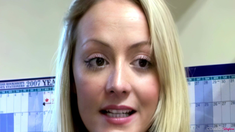 College Uniform: Entrevista Con Alana Chase