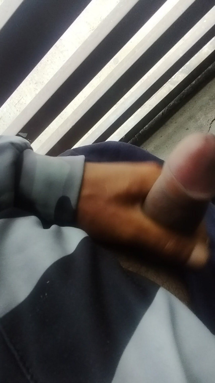 AlexAlejandro13: Get Me up