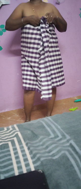 Angel7674: Islak seksi vücudum