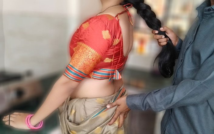 FireeCouple: Bhabhi Kampung Berkongkek Kali Pertama Dengan Devar Di Dapur, Awek...