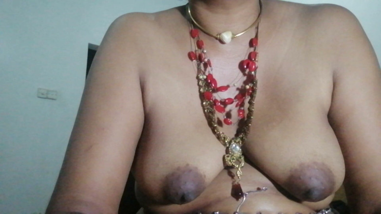 Tina Baby: Desi Bhabhi Caught Husbanf Is Fucking His Office Secretary She...