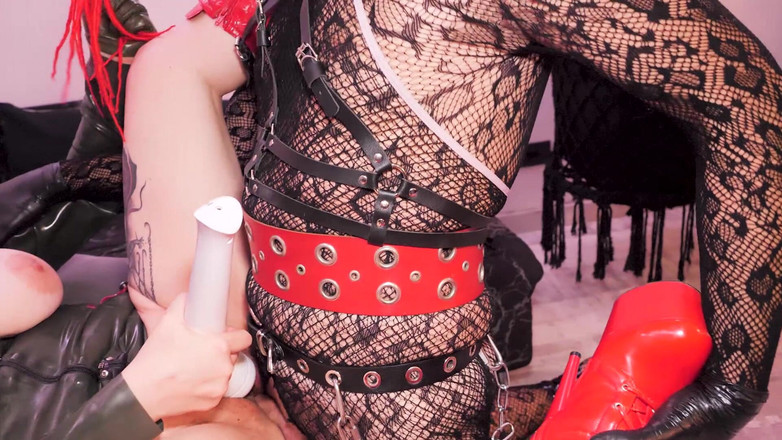 Fetish Bear Productions: Cadılar Bayramı Zindanı