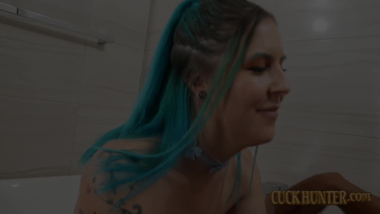 Cuck Hunter: Alt babe Nikki Zee cuckolds husband with big black cock