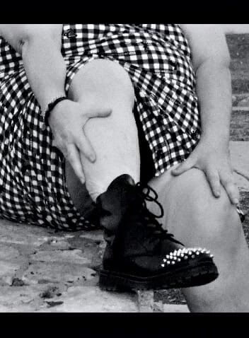 BBW nurse Vicki adventures with friends: Roupa de warthogs Spike boot vs fotos divertidas definidas em...