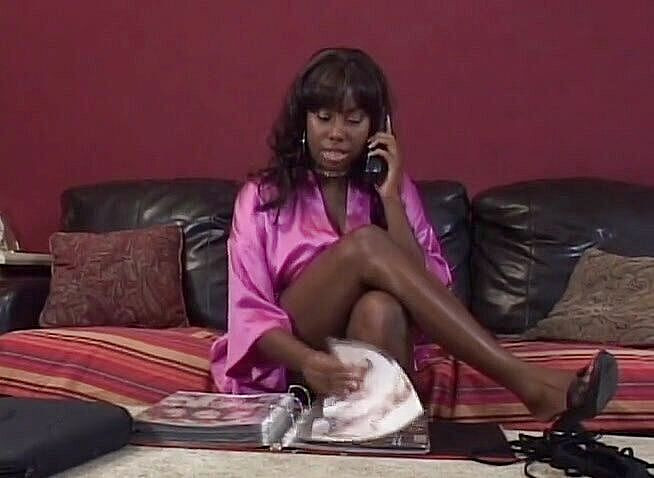 Lesbo Tube: Nette ebenholz-huren mit allen spielsachen