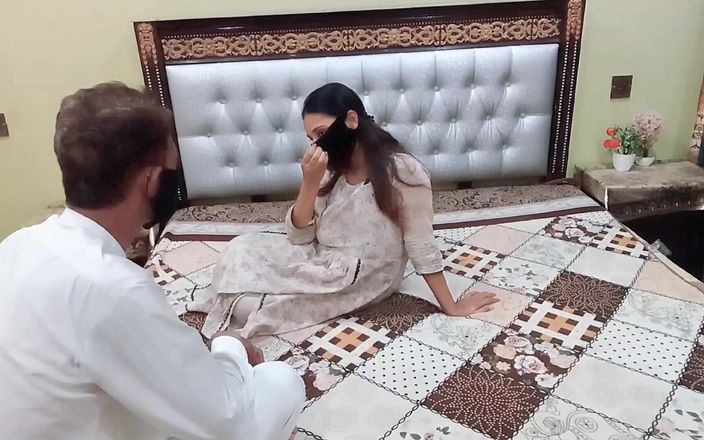 HotQueenPk: 当我的丈夫忙于办公室会议印地语音频 xxxxx 德西性爱时，他操了我