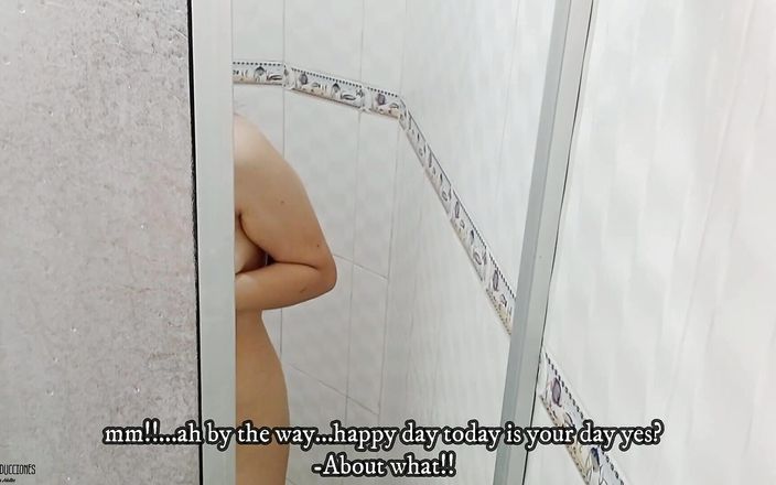 Emma and Antonello: 可爱的拉丁女郎在她家的浴室里被男友的鸡巴干 - 西班牙语色情