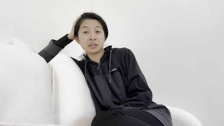 Felicity Azura: 아시아 여주인 CFNM