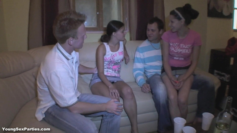 Young Sex Parties: Teens fuck like on a contest